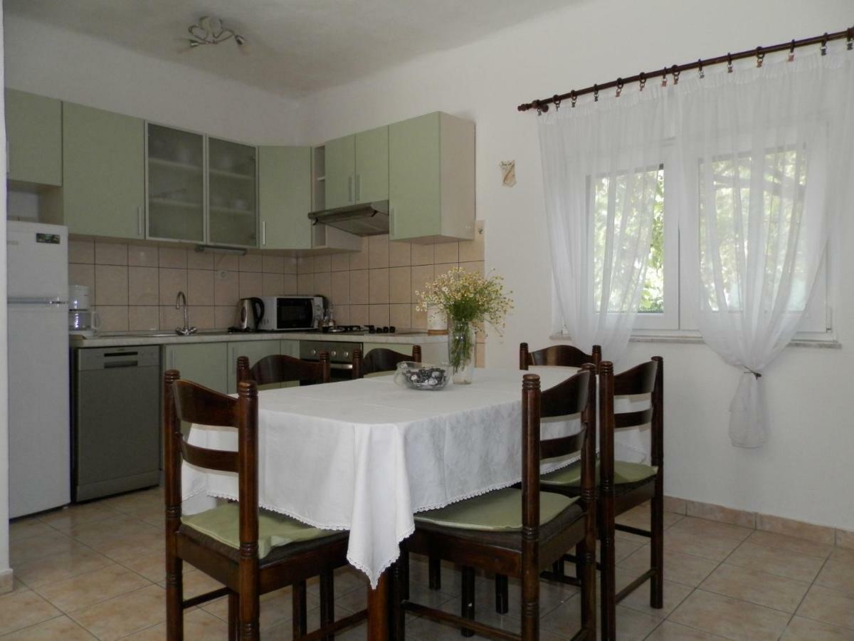 Apartment Slavica Lozovac Exterior photo